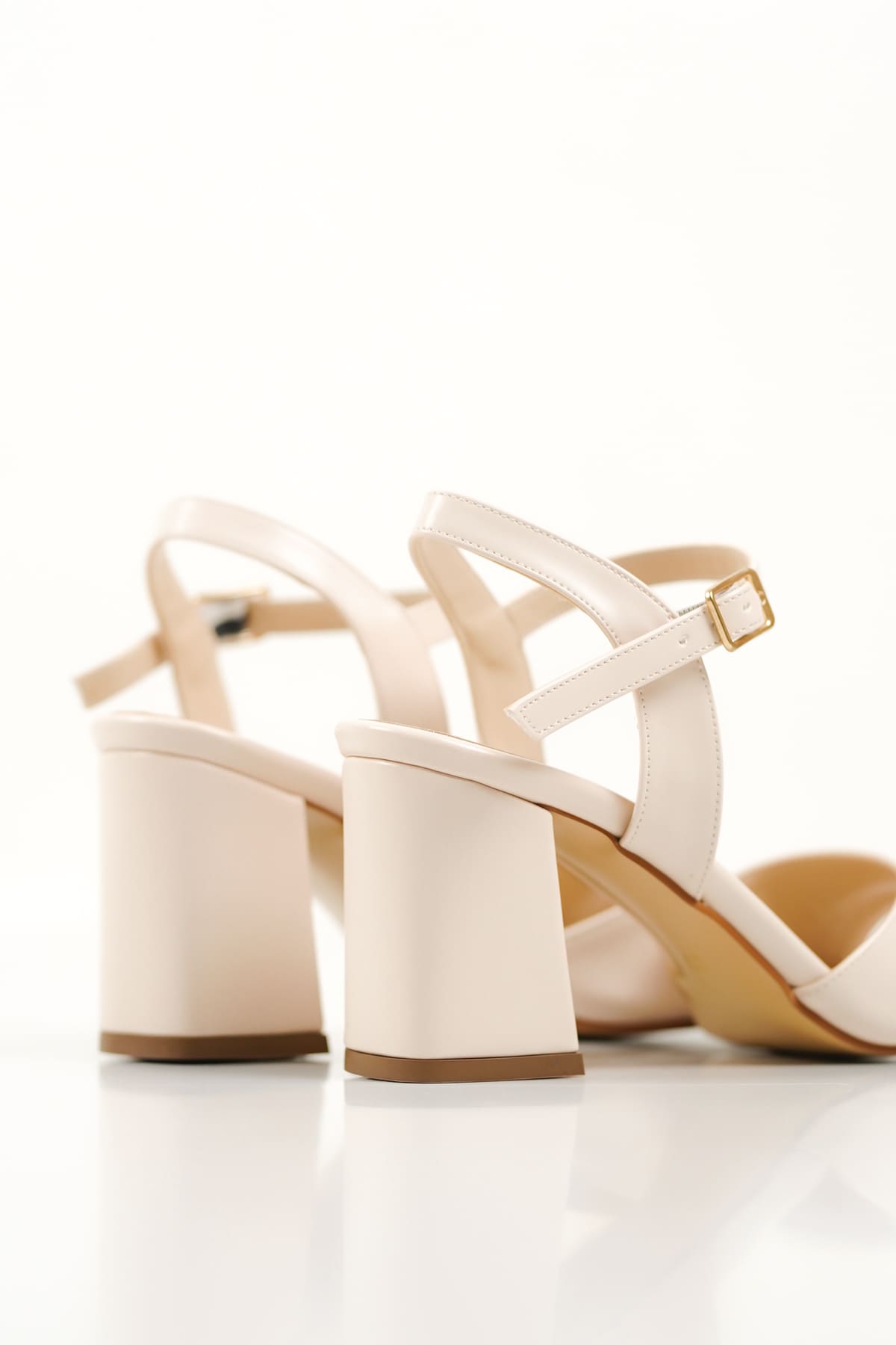 Kadın Kalın Topuklu Sandalet