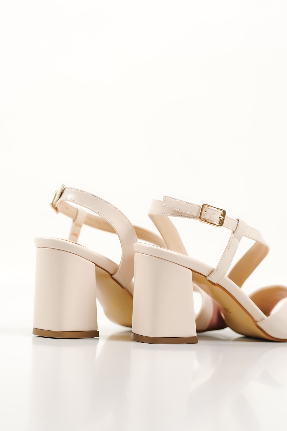 Kadın Kalın Topuklu Sandalet